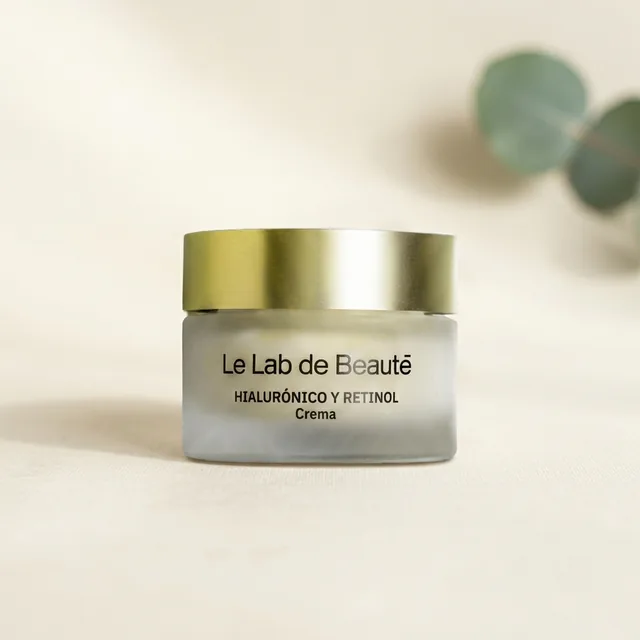 Crema con Ácido Hialurónico y Retinol